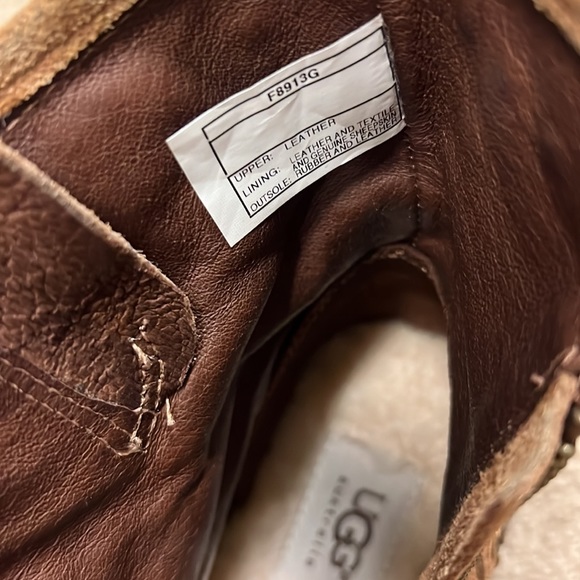 UGG Chestnut Fabrizia Studs Boot, Size 7 - Picture 9 of 12